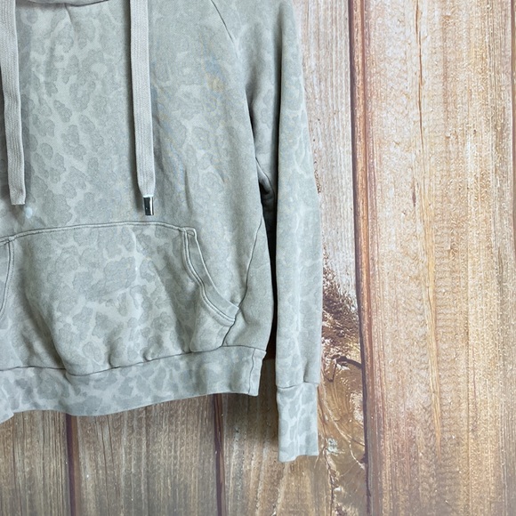 💙NSF Animal Print Hoodie Pullover Size Petite - Picture 4 of 12